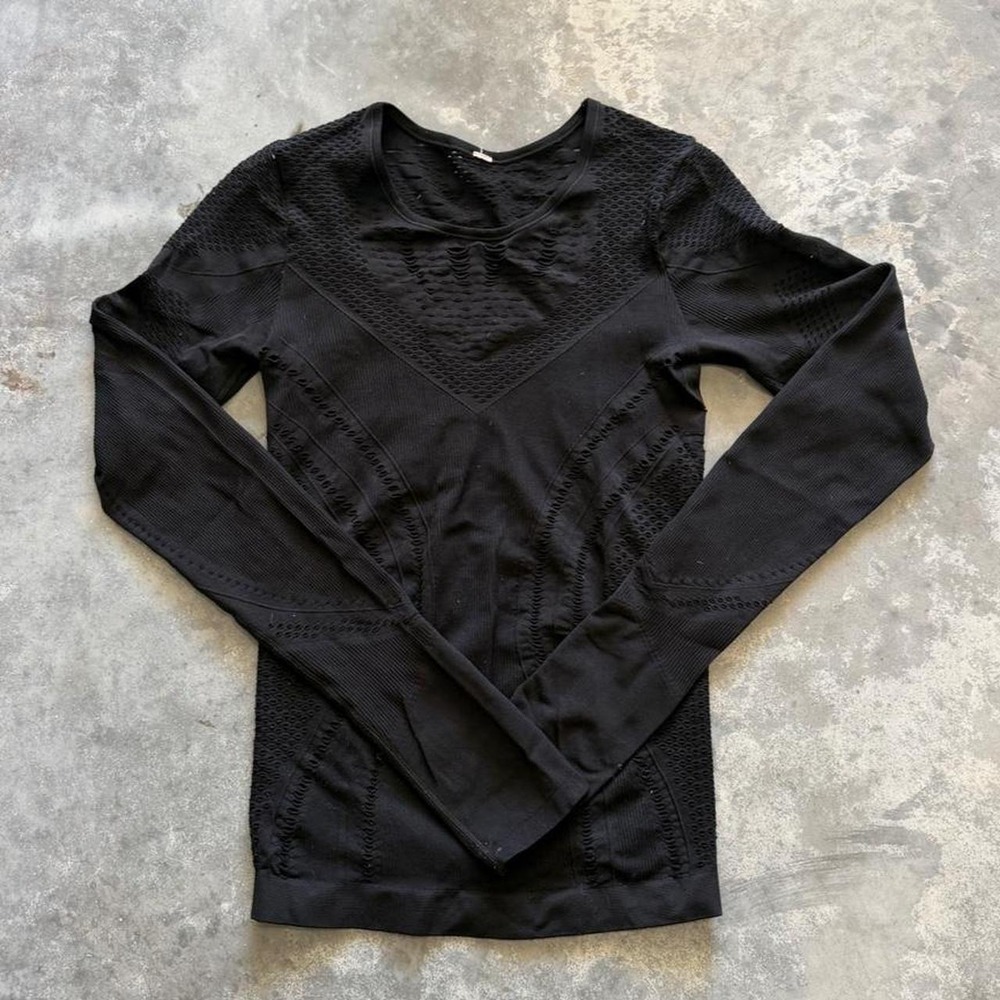 Alo Yoga Seamless Long Sleeve Top Shirt Black Womens Size Small S Activewear